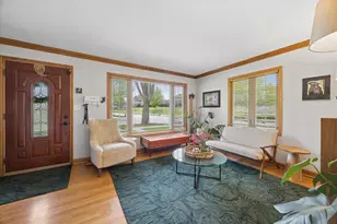 4409 Clausen Ave, Western Springs, IL 60558 - Photo 3