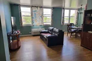 4350 W Ford City Dr, Chicago, IL 60652 - Photo 1