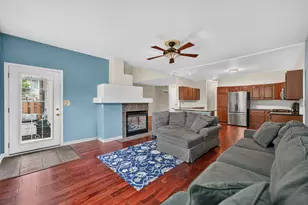33 Stonegate Ln, Streamwood, IL 60107 - Photo 11