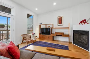 1820 W Superior St, Chicago, IL 60622 - Photo 3