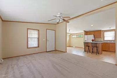 1041 Aspen Drive, Manteno, IL 60950 - Photo 3