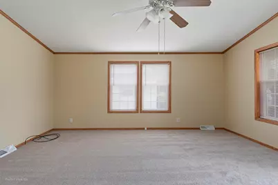1041 Aspen Drive, Manteno, IL 60950 - Photo 9