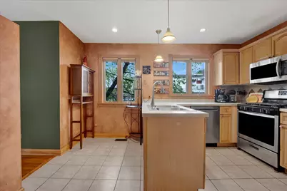 1829 Wilmette Avenue #C, Wilmette, IL 60091 - Photo 11