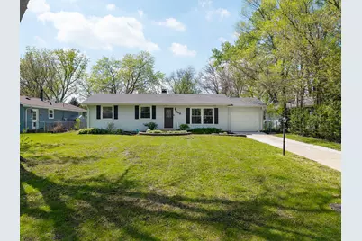 348 Seminole Lane, Carol Stream, IL 60188 - Photo 1