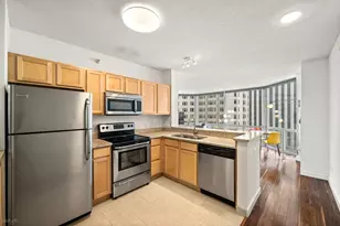 222 N Columbus Dr, Chicago, IL 60601 - Photo 7