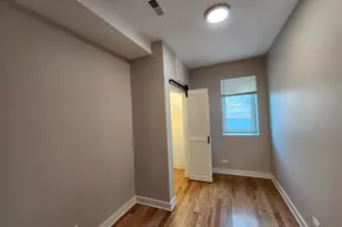 6321 S Eberhart Ave, Chicago, IL 60637 - Photo 17