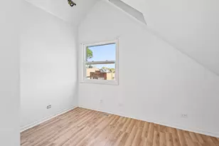 5230 S Lockwood Ave, Chicago, IL 60638 - Photo 17