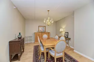 601 W Rand Rd, Arlington Heights, IL 60004 - Photo 7