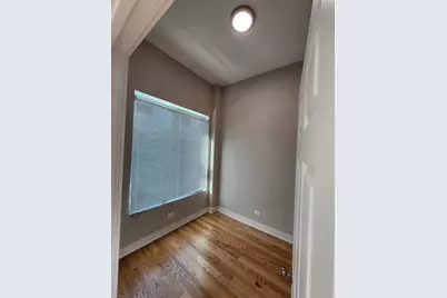 6321 S Eberhart Avenue #2, Chicago, IL 60637 - Photo 7