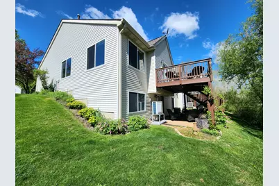 1043 Fairway Drive, Fox Lake, IL 60020 - Photo 7
