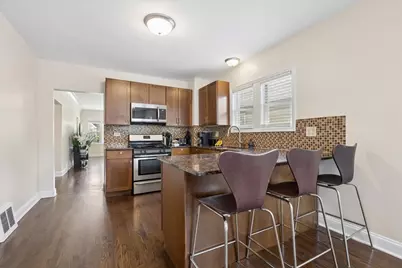 2952 N Mobile Avenue, Chicago, IL 60634 - Photo 9
