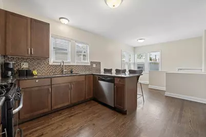 2952 N Mobile Avenue, Chicago, IL 60634 - Photo 7