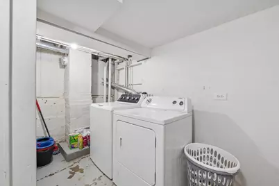 2952 N Mobile Avenue, Chicago, IL 60634 - Photo 19