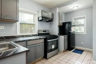 1422 North Avenue, Rockford, IL 61103 - Photo 7