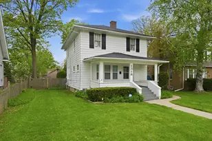 1318 N Jackson St, Waukegan, IL 60085 - Photo 1