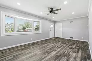 2908 26th St, Moline, IL 61265 - Photo 11