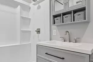 2908 26th St, Moline, IL 61265 - Photo 27