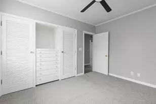 2908 26th St, Moline, IL 61265 - Photo 31