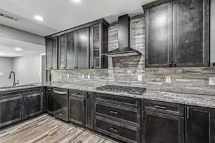 2908 26th St, Moline, IL 61265 - Photo 13