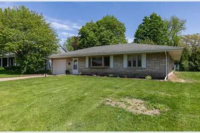 2908 26th Street, Moline, IL 61265 - Photo 1