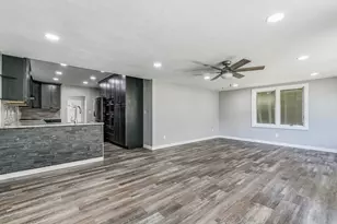2908 26th St, Moline, IL 61265 - Photo 19