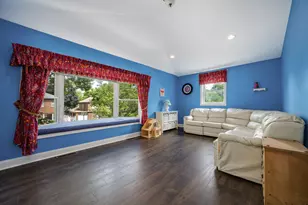 2851 W Rascher Ave, Chicago, IL 60625 - Photo 35