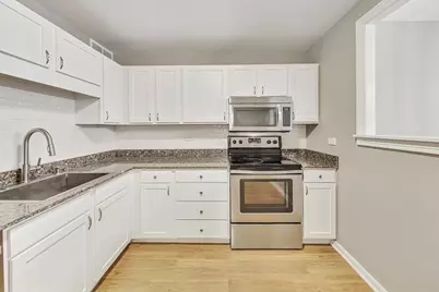 211 E Ohio Street #508, Chicago, IL 60611 - Photo 9