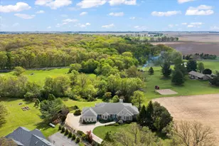588 E County Road 2400, Dewey, IL 61840 - Photo 63