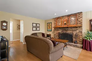 753 E Monterey Rd, Palatine, IL 60074 - Photo 11