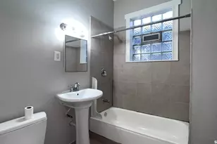 2707 E 78th St, Chicago, IL 60649 - Photo 33