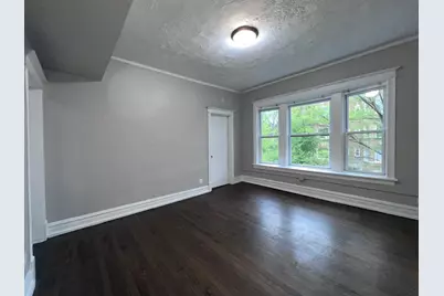 2707 E 78th Street #2W, Chicago, IL 60649 - Photo 7