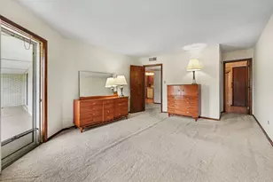 2440 186th St, Lansing, IL 60438 - Photo 9