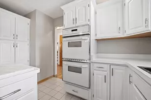 11497 Ridgecrest Dr, Roscoe, IL 61073 - Photo 7