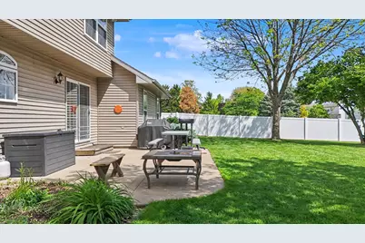 3208 Cherry Hills Drive, Champaign, IL 61822 - Photo 43