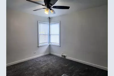 409-11 W Keith Avenue, Waukegan, IL 60085 - Photo 17