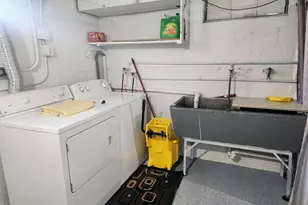409-11 W Keith Ave, Waukegan, IL 60085 - Photo 27