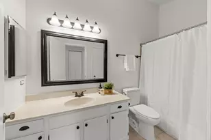 1353 Queensgreen Cir, Naperville, IL 60563 - Photo 19