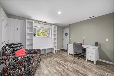 788 N Hainesville Road, Round Lake, IL 60073 - Photo 15