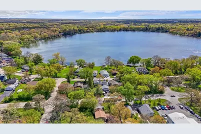 788 N Hainesville Road, Round Lake, IL 60073 - Photo 3