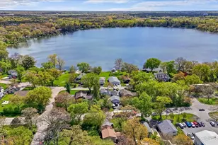788 N Hainesville Rd, Round Lake, IL 60073 - Photo 3