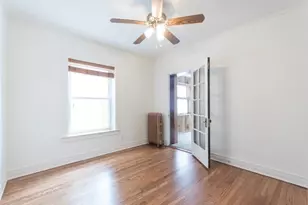 1319 W Early Ave, Chicago, IL 60660 - Photo 9