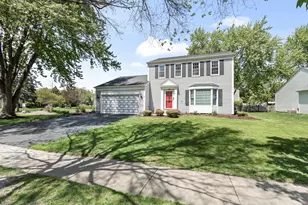 2150 Cumberland Pkwy, Algonquin, IL 60102 - Photo 1