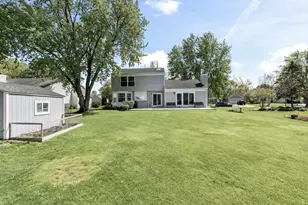 2150 Cumberland Pkwy, Algonquin, IL 60102 - Photo 23