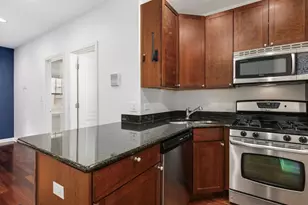 1364 W Greenleaf Ave, Chicago, IL 60626 - Photo 9