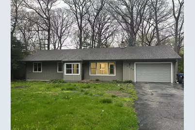 10340 W Paddock Avenue, Beach Park, IL 60087 - Photo 1