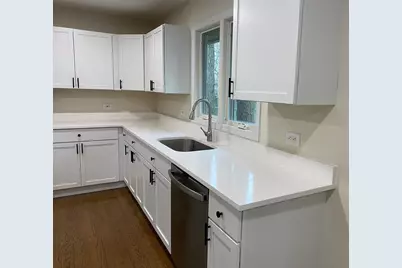 10340 W Paddock Avenue, Beach Park, IL 60087 - Photo 3
