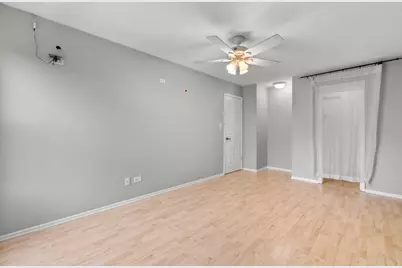 146 Inverrary Lane #146, Deerfield, IL 60015 - Photo 13