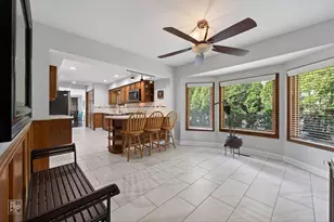 221 E Grantley Ave, Elmhurst, IL 60126 - Photo 13