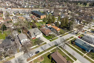 221 E Grantley Avenue, Elmhurst, IL 60126 - Photo 33