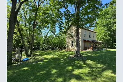 104 W Heacock Street, Jonesboro, IL 62952 - Photo 1